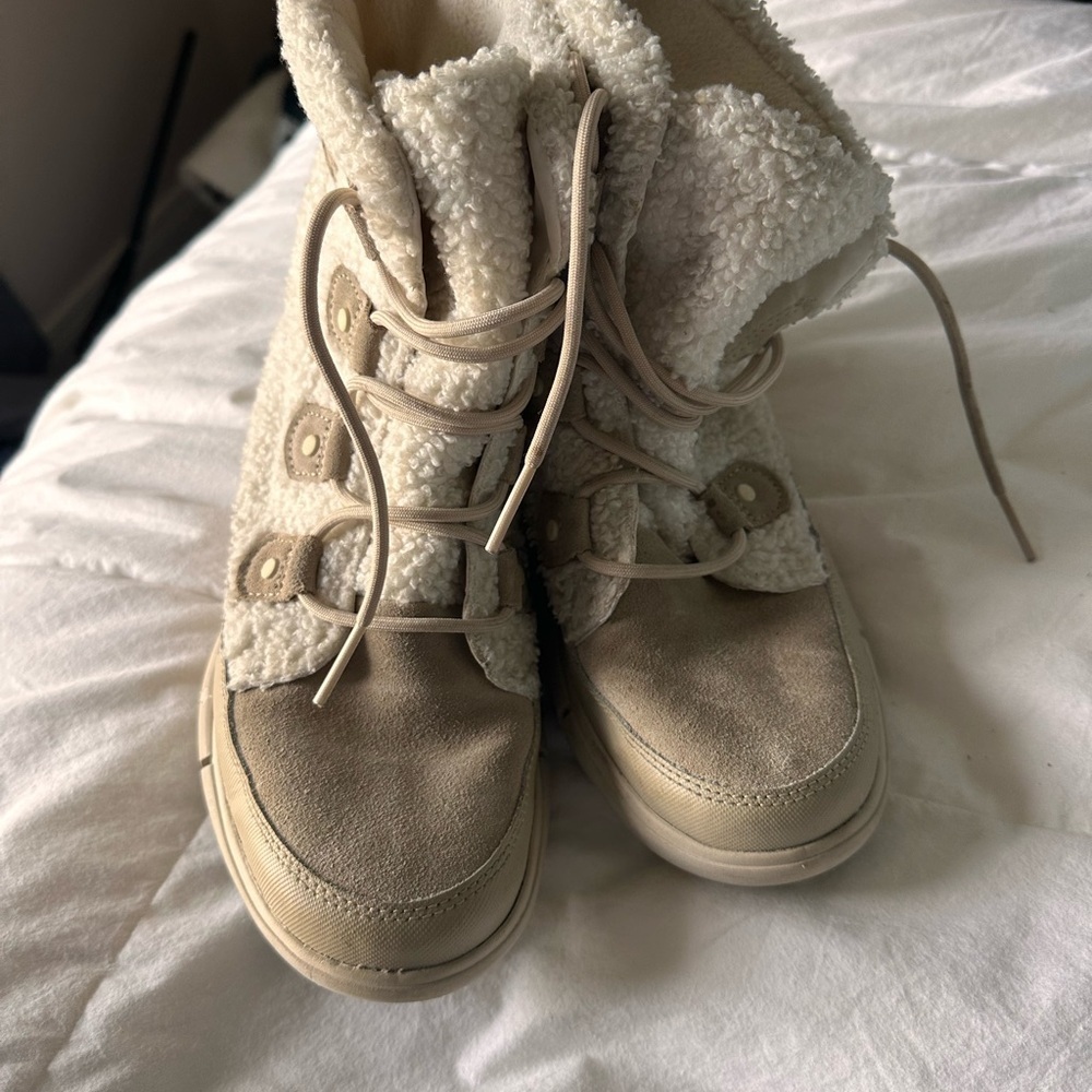 Sorel Cream and Tan Cozy High-Tops - Picture 6 of 6